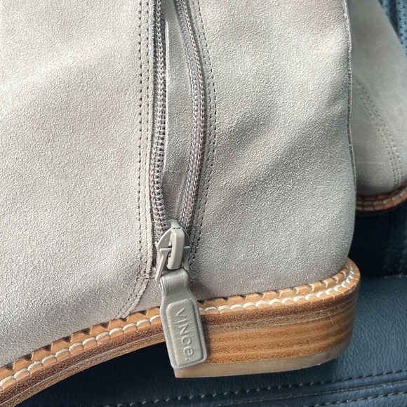 VINCE beautiful boots size 6.5 very confortable - Picture 3 of 5